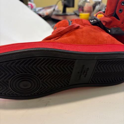 Louis Vuitton sneakers new, size 43, red
