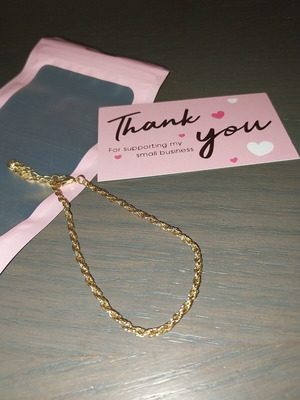 Bracelet new, gold color