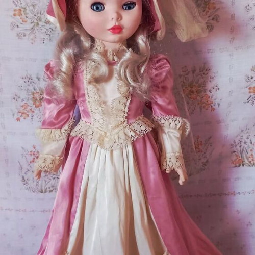 Vintage Furga Victorian Era Doll 56cm used, Sears Exclusive