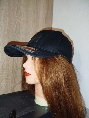 Fox cap new small/medium black with flexfit