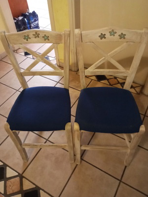 Venezia wooden dining chairs set of 4 used, navy blue fabric