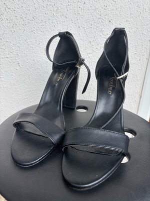 Tonino women's black sandals with thick 9.5cm heel, size 39