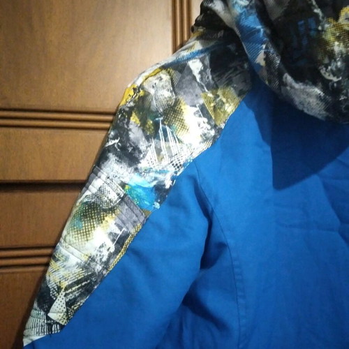 Zero X Posur kids jacket like new, 10/12 years, blue multicolor