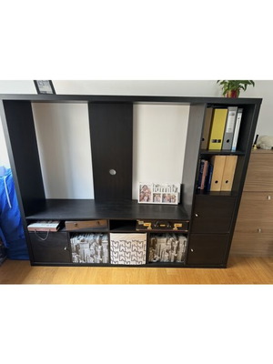 Έπιπλο IKEA μεταχειρισμένο με έξτρα ντουλαπάκια