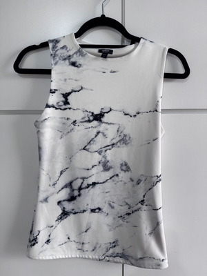 Express body contour top like new, stretchy, size S