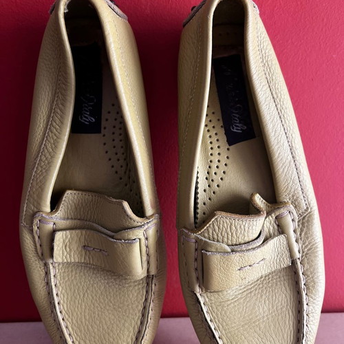 Made In Italia leather shoes used, size 37, green