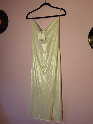 Judah Club champagne dress, white and silver, size M
