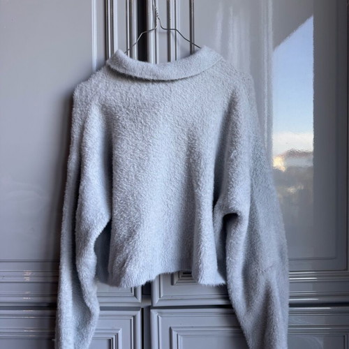 Bershka soft crop sweatshirt with collar blue used