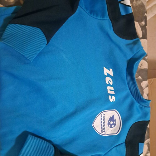 Zeus children's sports shirt XXS used, blue, age 7-8