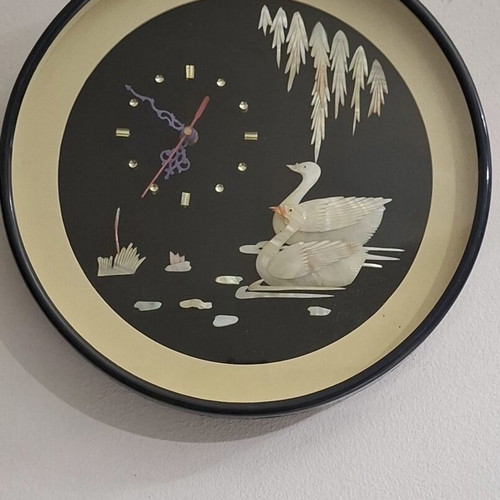 Chinese wall clock 30cm vintage, like new, mother of pearl design