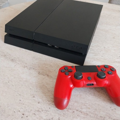 Sony Playstation 4 500GB console with red controller