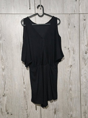 Pantsblouse like new, formal fabric, black with rhinestones size M