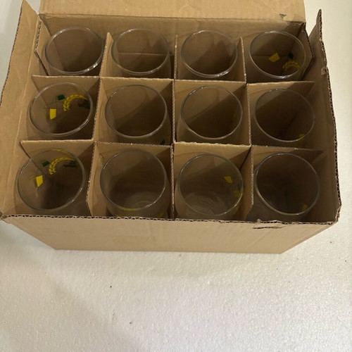 Vintage Mythos beer glasses new, pack of 10