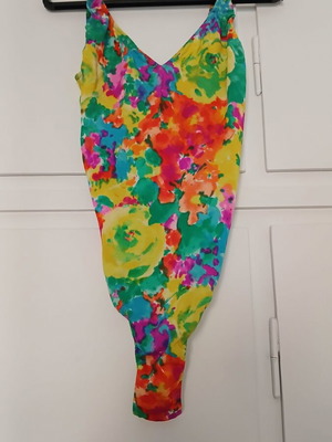 Sprider women's swimsuit one-piece like new, colorful, size M