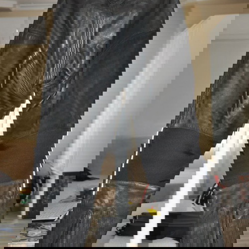 Δερμάτινο παντελόνι μοτοσυκλέτας μέγεθος 42 με φόδρα σαν καινούργιο