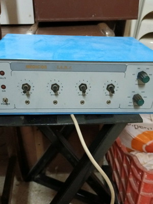 Tens electrotherapy device used