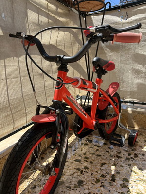 Orient 14" kids bicycle, red with training wheels