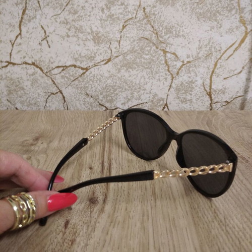 Women's sunglasses like new with stylish gold frames
