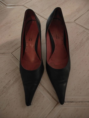 Giorgio pumps used, black size 38 with pointed toe