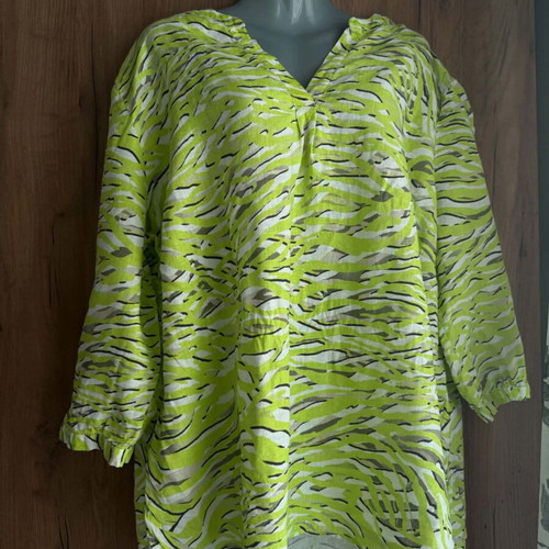 Basler linen blouse 3XL like new, white and green