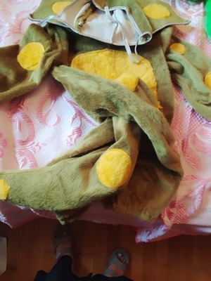 Children's dinosaur costume used, size 3 years
