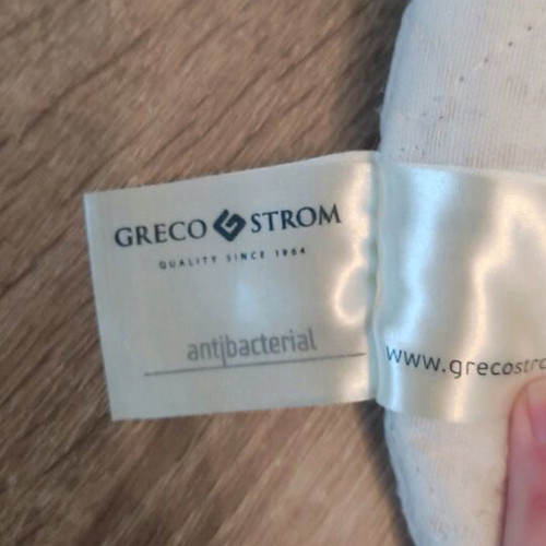 Greco Strom bassinet mattress like new with antibacterial fabric