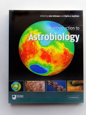 An Introduction to Astrobiology book like new
