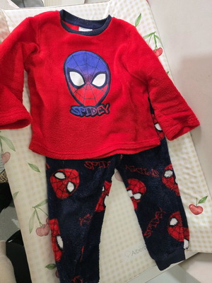 Πυτζάμες Marvel Spiderman βελουτέ μεταχειρισμένες, κόκκινο μπλε