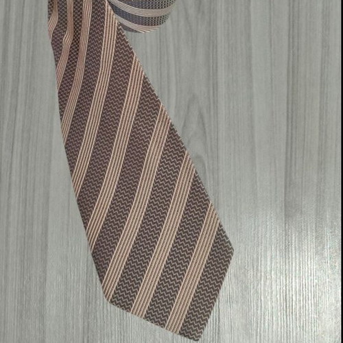 Valentino silk tie, 1.45 m length, 9.5 cm width