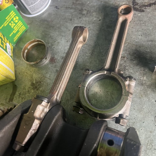 Honda SilverWing 600 crankshaft and connecting rods used