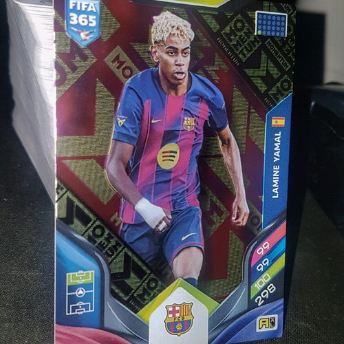Momentum Lamine Yamal 2026 Panini Adrenalyn XL FIFA 365 like new