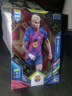 Momentum Lamine Yamal 2026 Panini Adrenalyn XL FIFA 365 like new