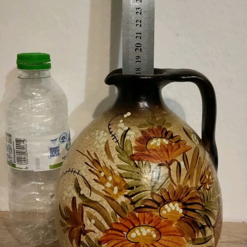 Handmade vase like new, height 18cm