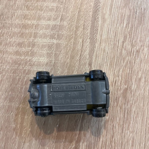 Vintage toy cars used, pack of 3