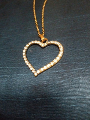 Heart pendant necklace with zirconia, gold tone