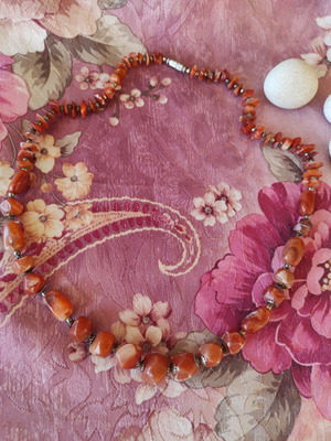 Handmade necklace with semi-precious stones, like new, orange