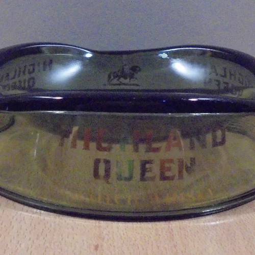Highland Queen scotch whisky old promotional glass ashtray used