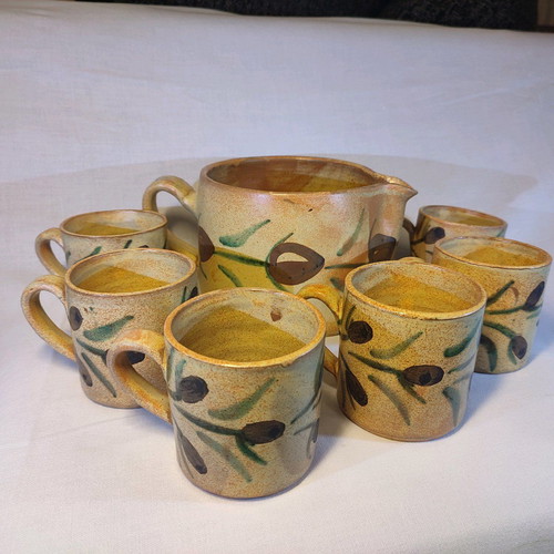 Clay decorative mugs used, set of 6+1 with olive leaf designs