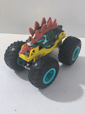 Hot Wheels Monster Truck Motosaurus like new, scale 1:64