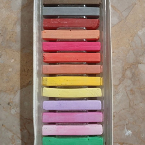 Dry Pastels set like new, mostly unused