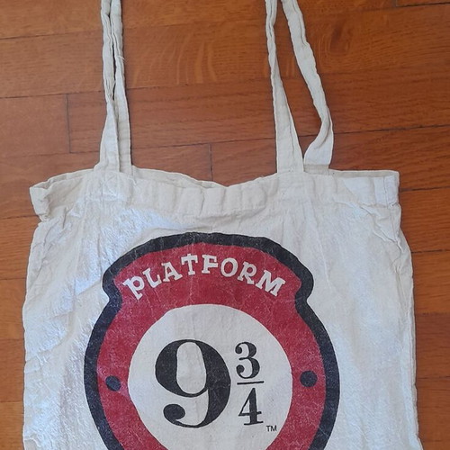 Harry Potter shoulder tote bags used, set of two, white with designs