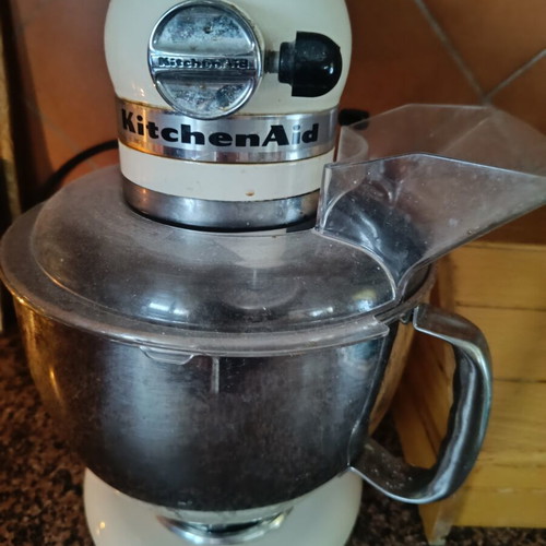 Kitchenaid Artisan kitchen machine mixer, white