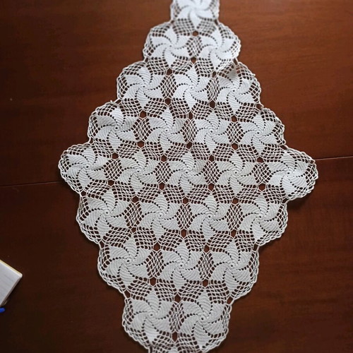 Handmade crochet table runner like new, 72x43 cm