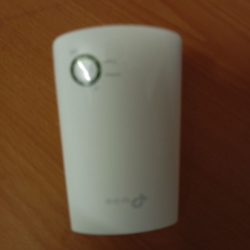 Tplink WiFi range extender used, good working condition