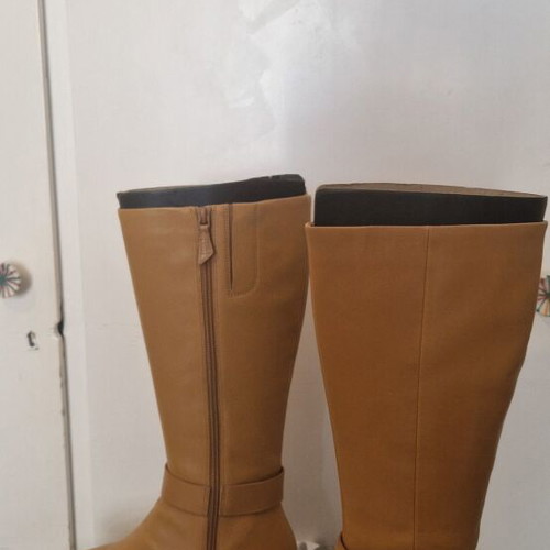Fitflop leather tall boots used, tan/mustard color, size 39