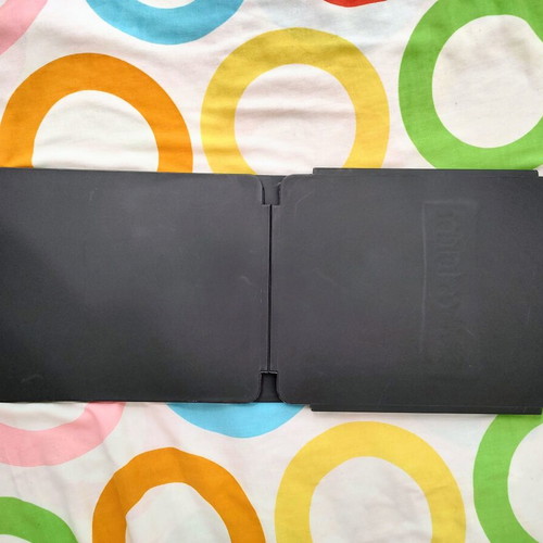 Clothes folding board like new, durable plastic