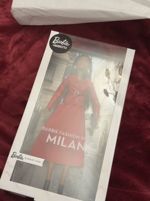 Barbie Fashion Week Milan κούκλα