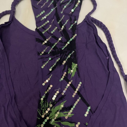Purple shirt size small with back details like new