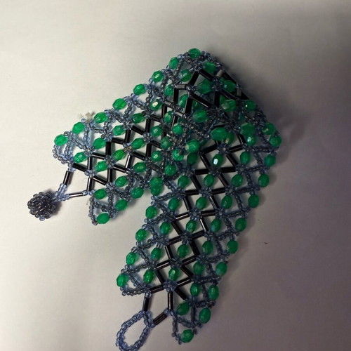 Bracelet used green emerald handmade