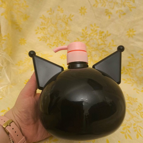 Kuromi Sanrio Hello Kitty Friends soap dispenser